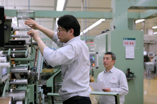 賽訓(xùn)結(jié)合，數(shù)字賦能——江西中煙井岡山卷煙廠以技能競賽促信息技術(shù)能力躍升